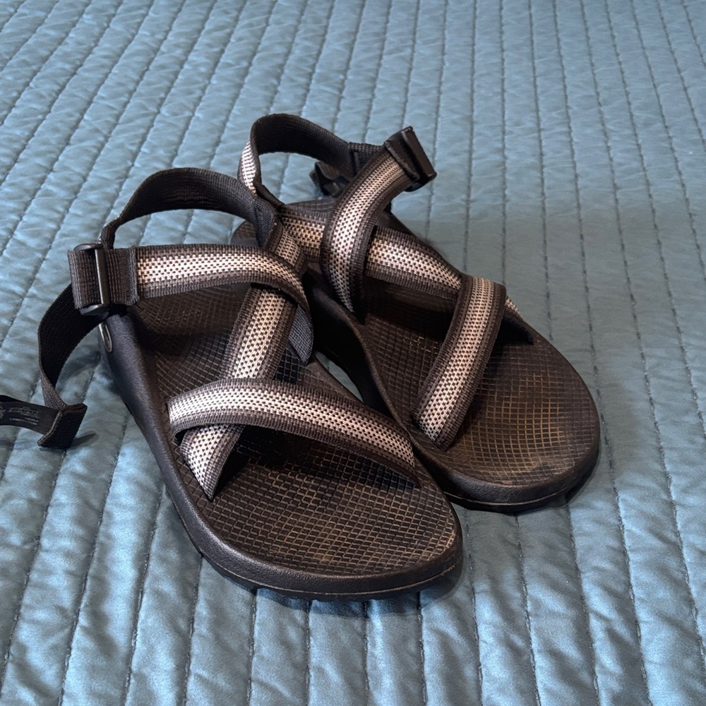 Chaco Sandals Boys Size 8